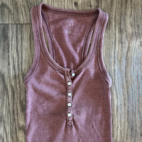 COPY - Aerie Tank - Picture 2 of 5